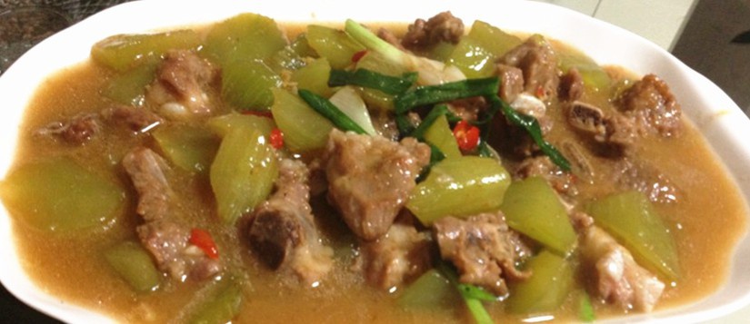 莴笋炖肉