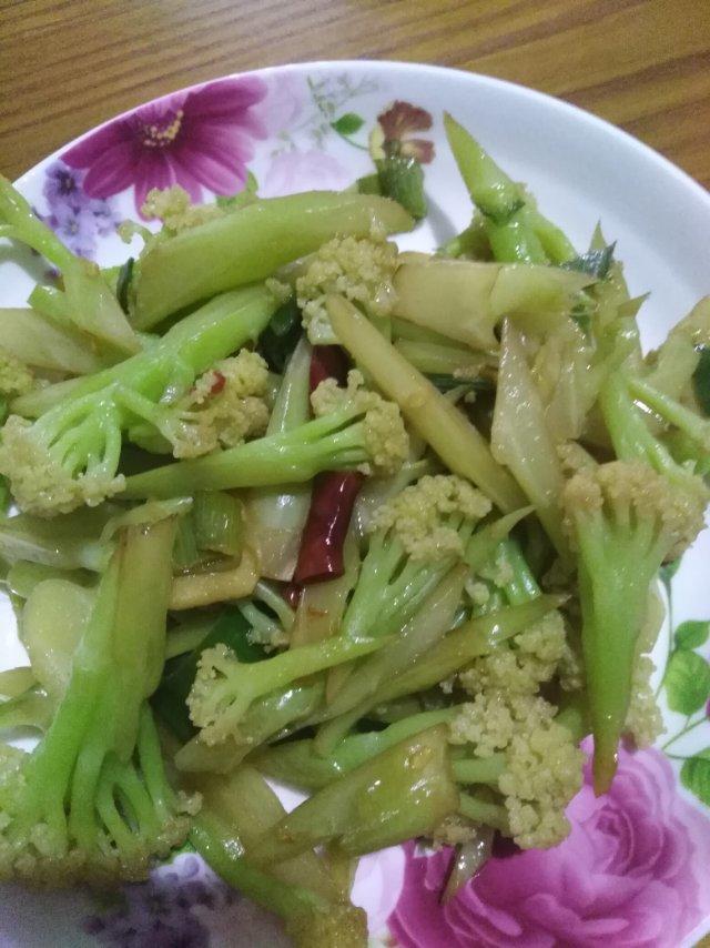 简单好吃的家常花菜