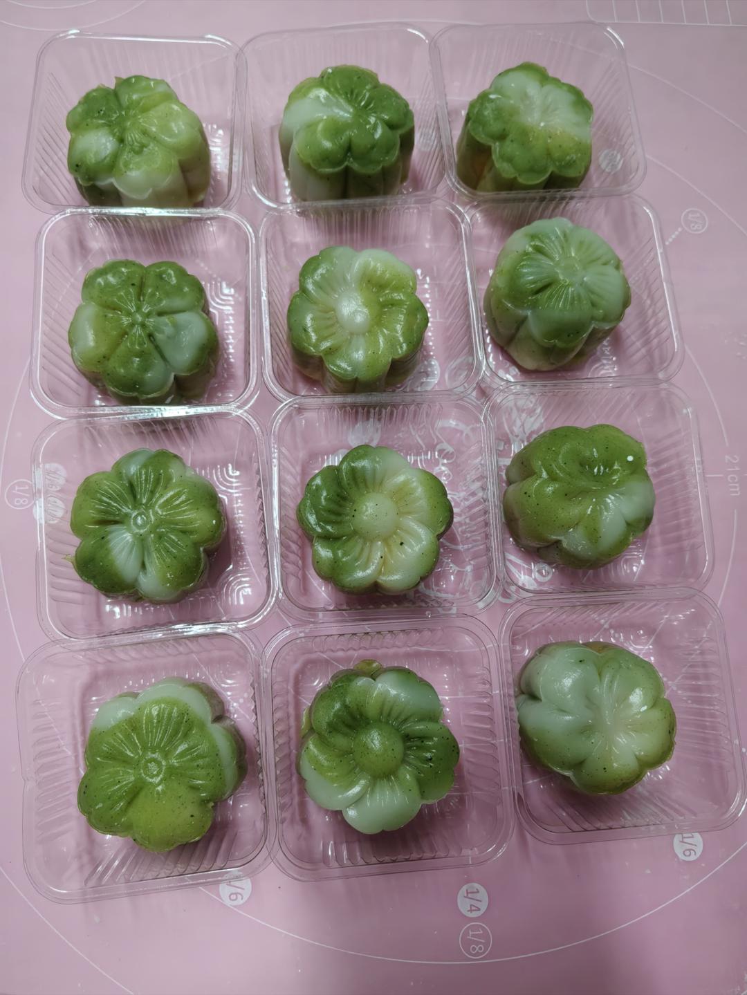奶黄冰皮月饼