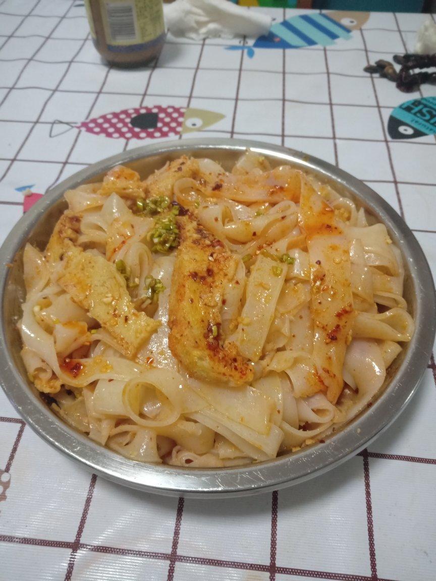 凉皮-家庭自制（告诉你自己做更劲道的秘诀）