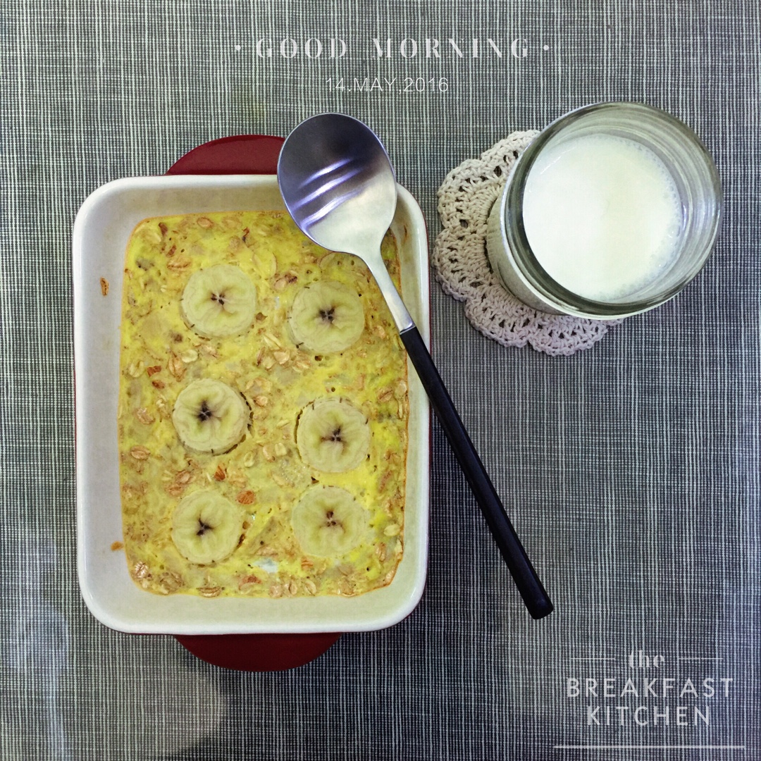 减脂餐：香蕉燕麦烤蛋奶