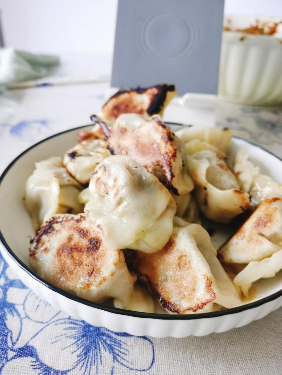 胡萝卜牛肉香菜饺子