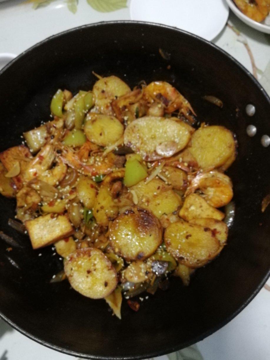 干锅土豆片