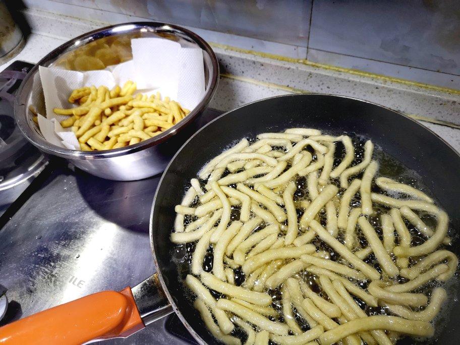 松软的鸡蛋沙琪玛