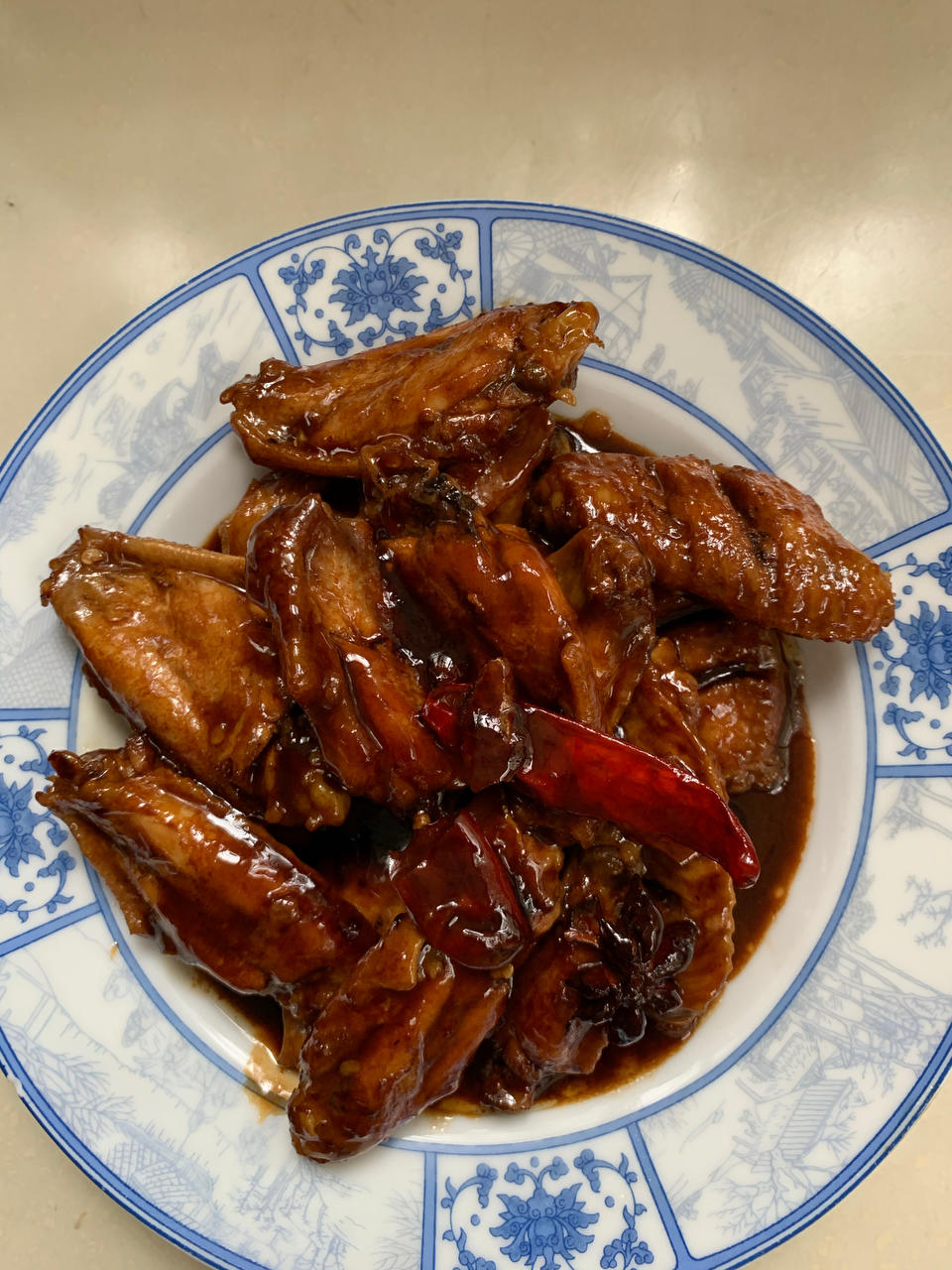 妈妈家的味道，吃了停不下来的红烧鸡翅