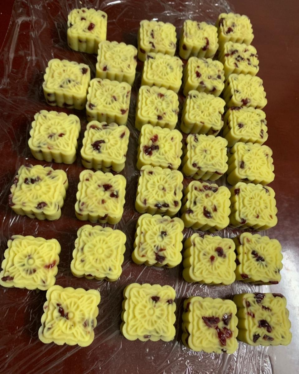 蔓越莓绿豆糕