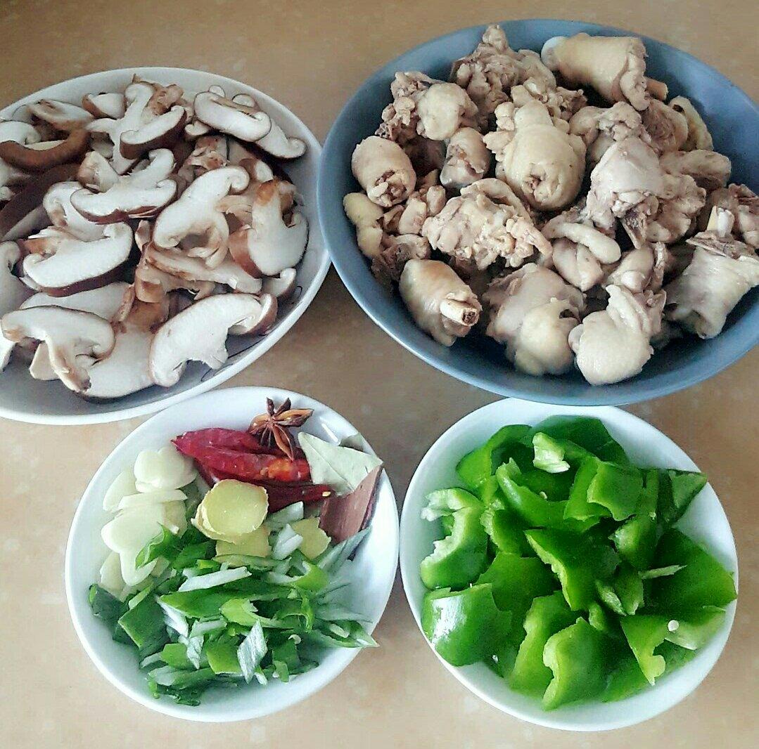 不输给馆子味的『黄焖鸡米饭』