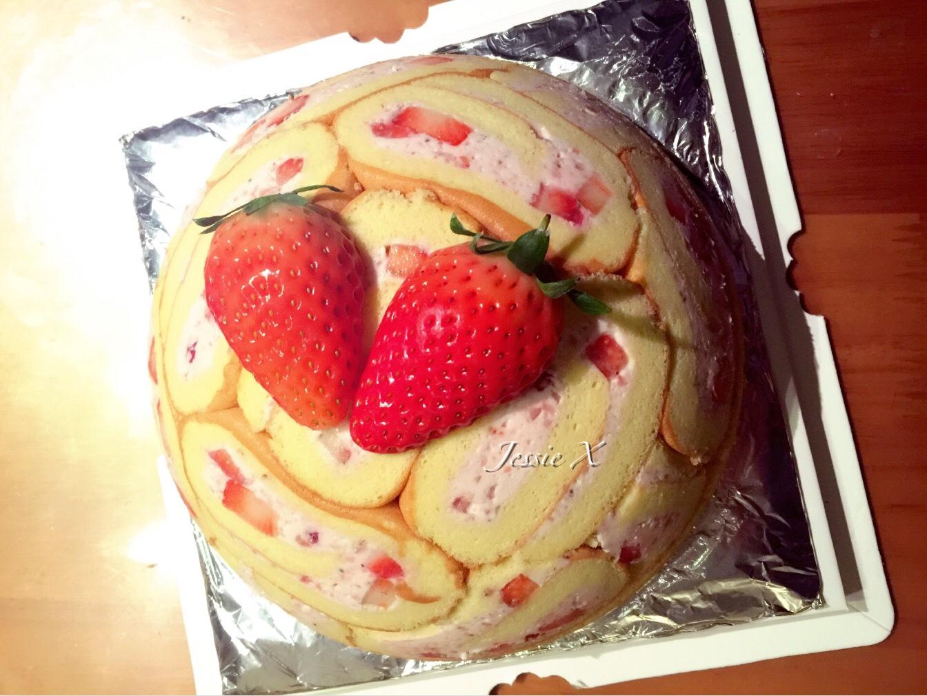 草莓炸弹~~~蛋糕卷版的裸炸弹的做法