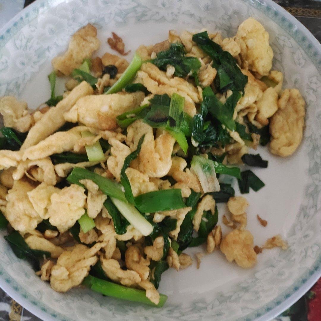 韭菜炒鸡蛋——三分钟快手下饭菜 掌握火候的秘诀