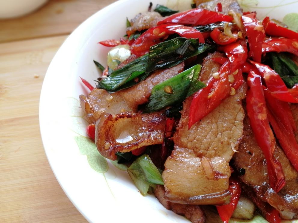 美人指回锅肉的做法