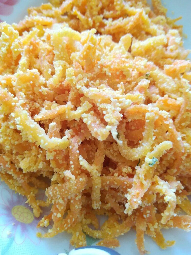 成功率超高的粉蒸胡萝卜丝