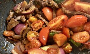 返寻味番茄(土豆)炖牛肉的做法 步骤7