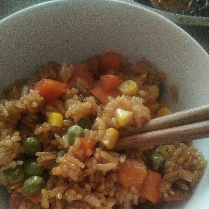 懒人必备～电饭煲腊肠焖饭
