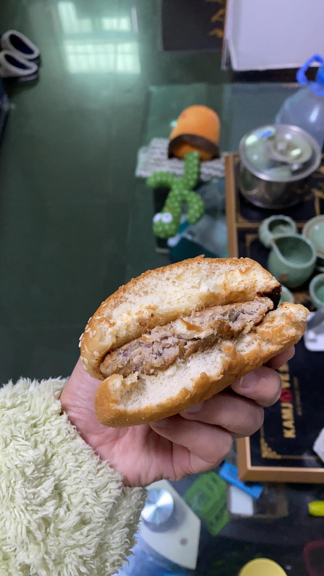 自制鸡肉汉堡包——肉饼和汉堡胚的制作