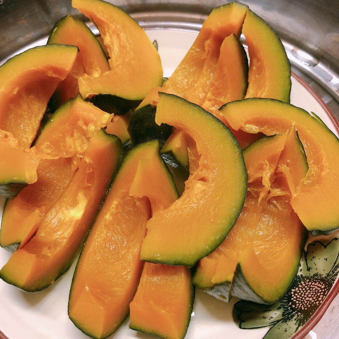 每天一点做的营养早餐蒸贝贝小南瓜