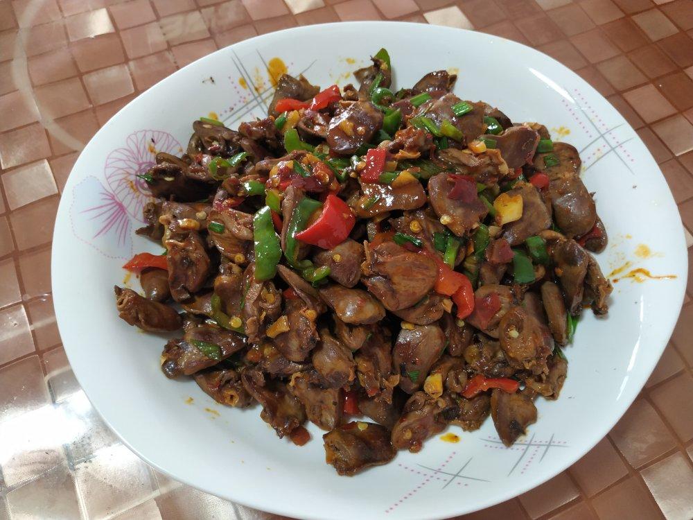 斜眼の狐狸做的爆炒鸡心