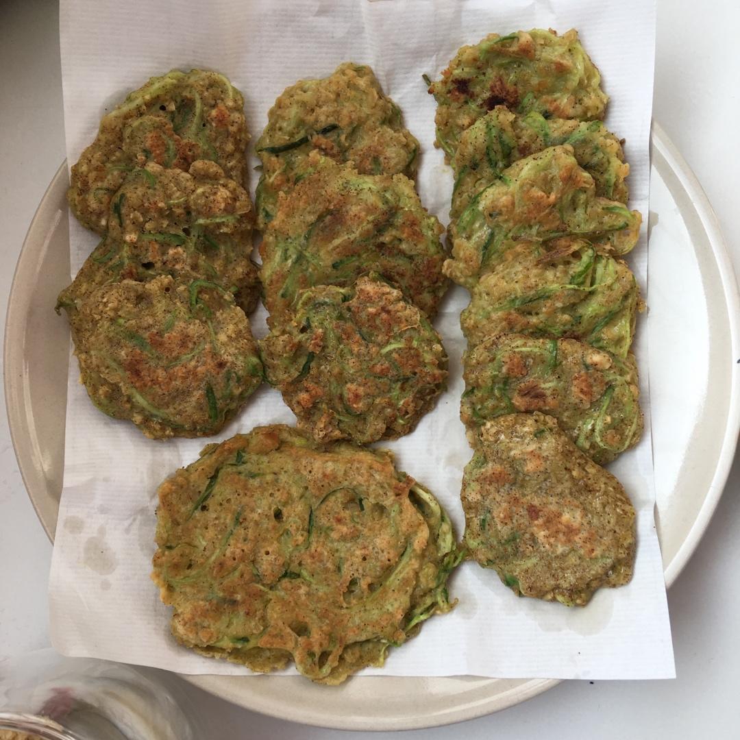 小黄瓜燕麦煎饼--爱仕达油你控系列