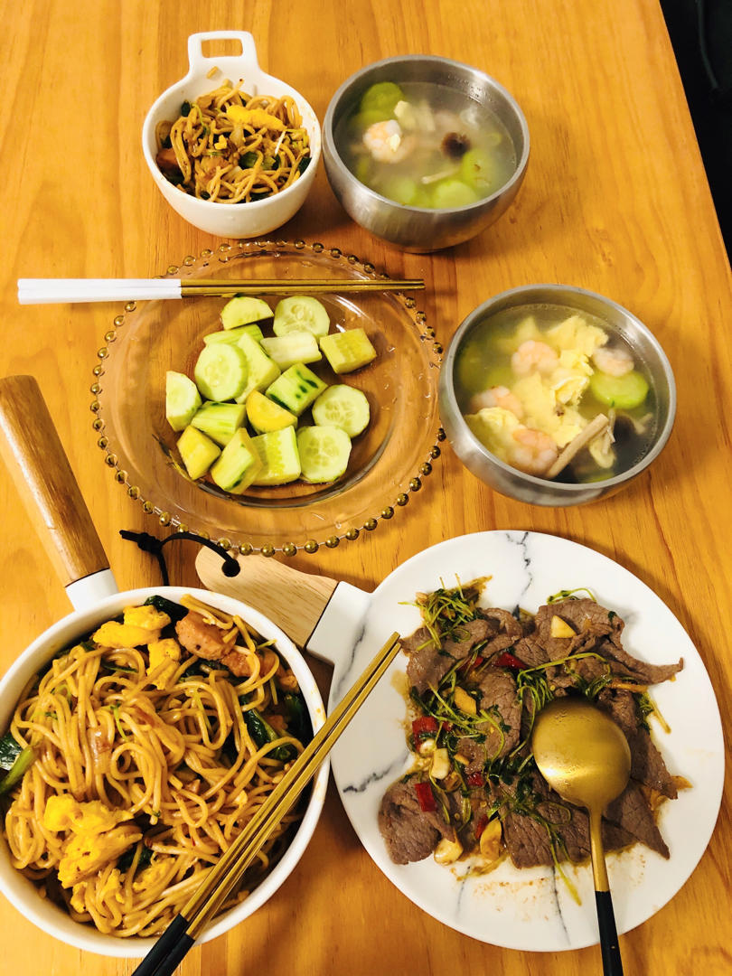 小炒牛肉（肉嫩味香）