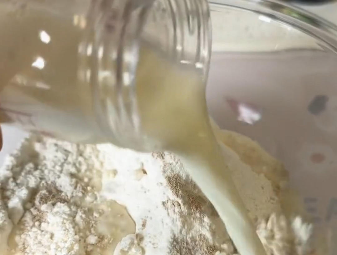 纯奶手撕吐司的做法 步骤1