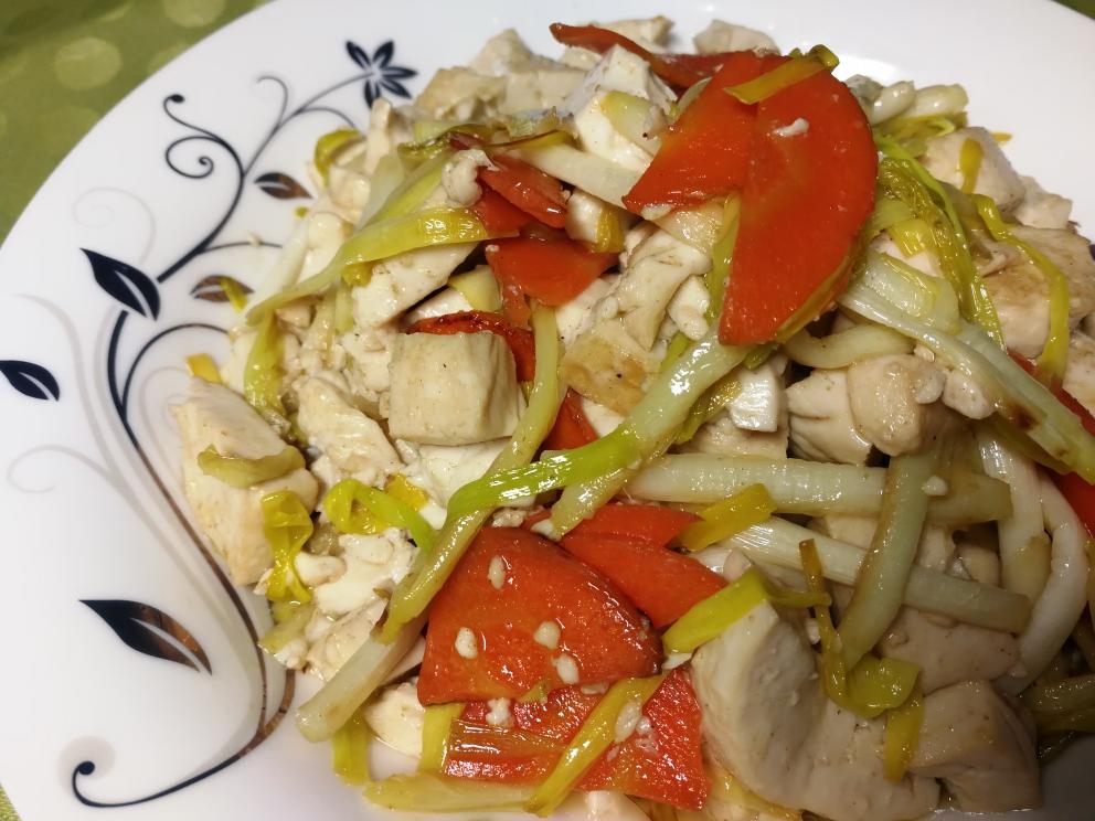 韭黄炒豆腐