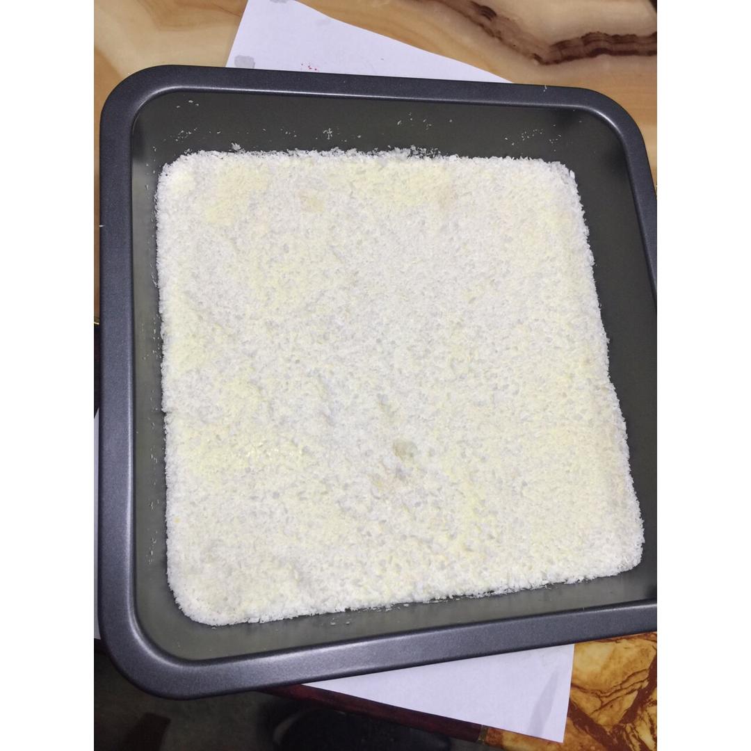 完胜85度C牛奶椰丝小方