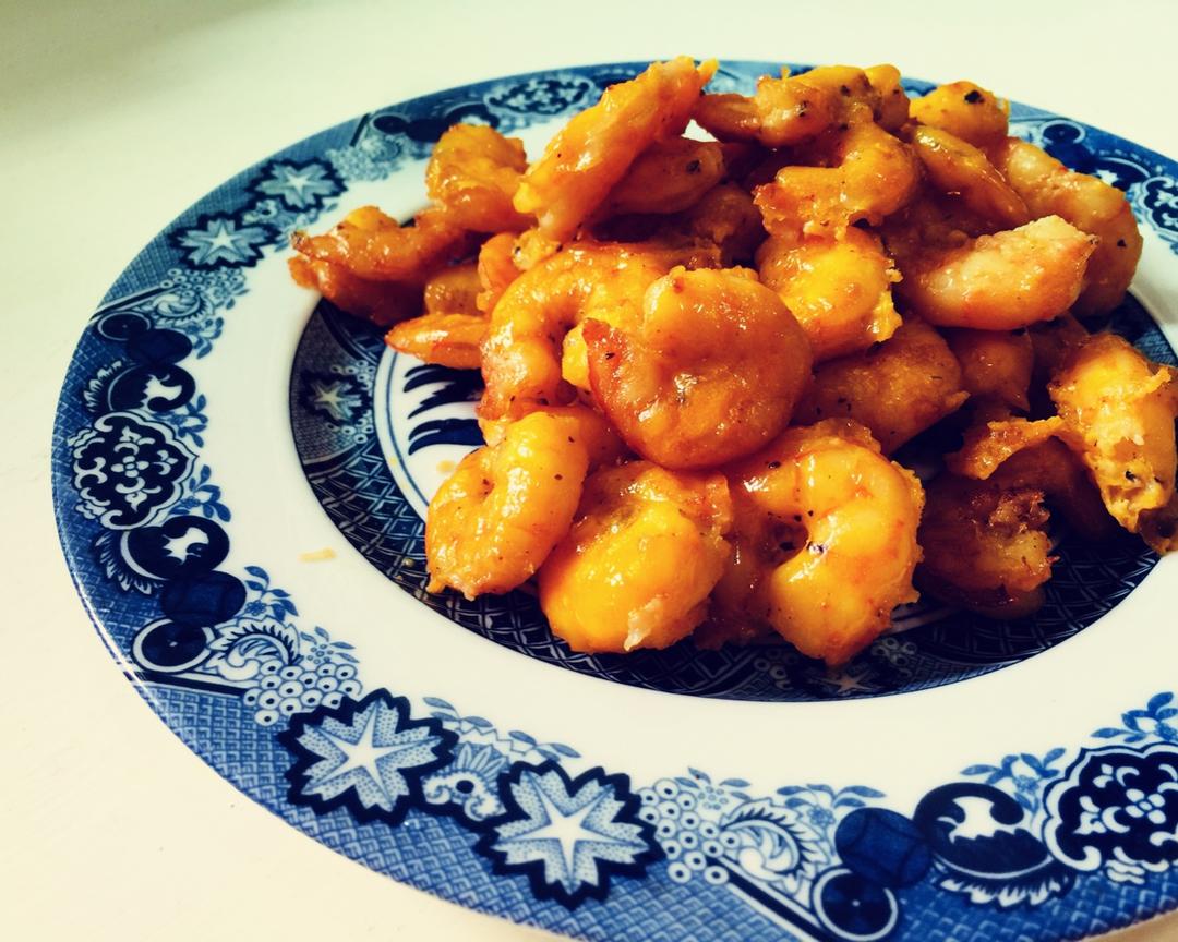 被娃一口气吃光的蛋黄焗虾仁