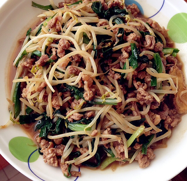 韭菜豆芽炒牛肉