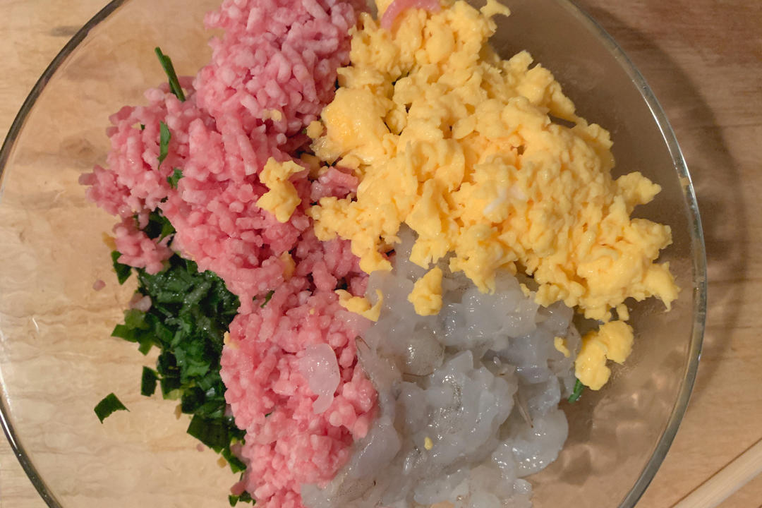 韭菜鸡蛋虾仁三鲜饺子