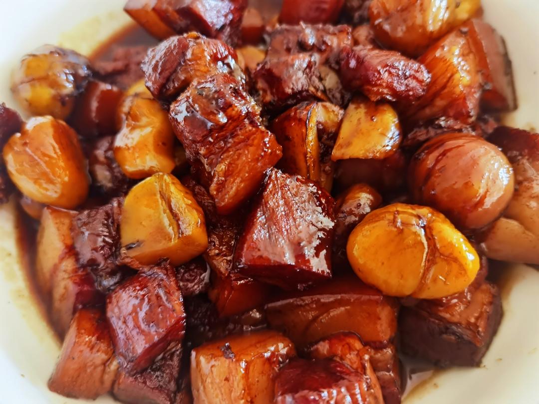 板栗红烧肉