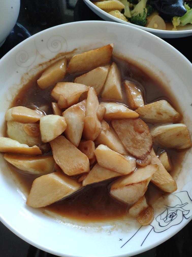 油焖茭白