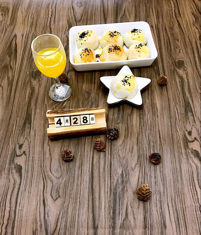蛋黄酥