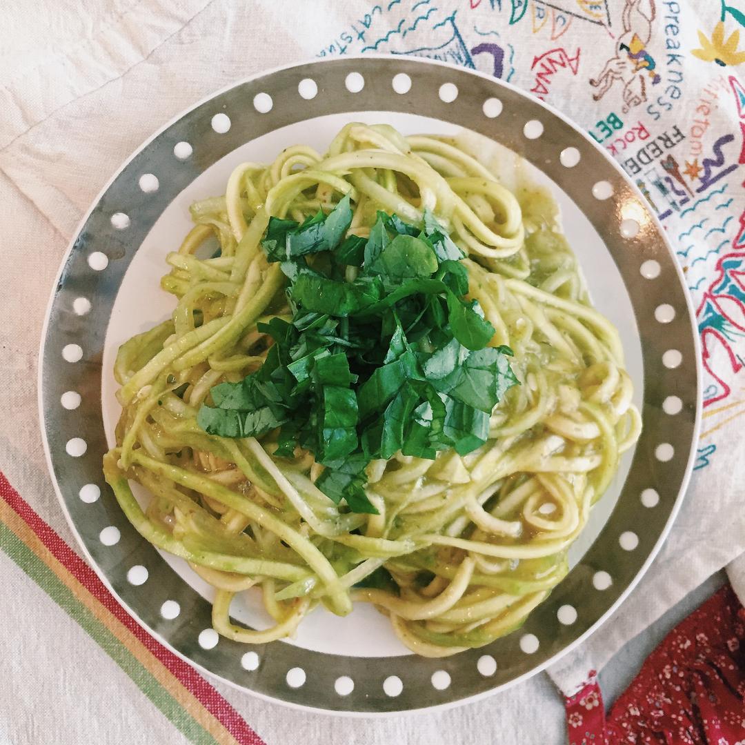 豆腐泡小姐做的zoodles 西葫芦面条的多种做法