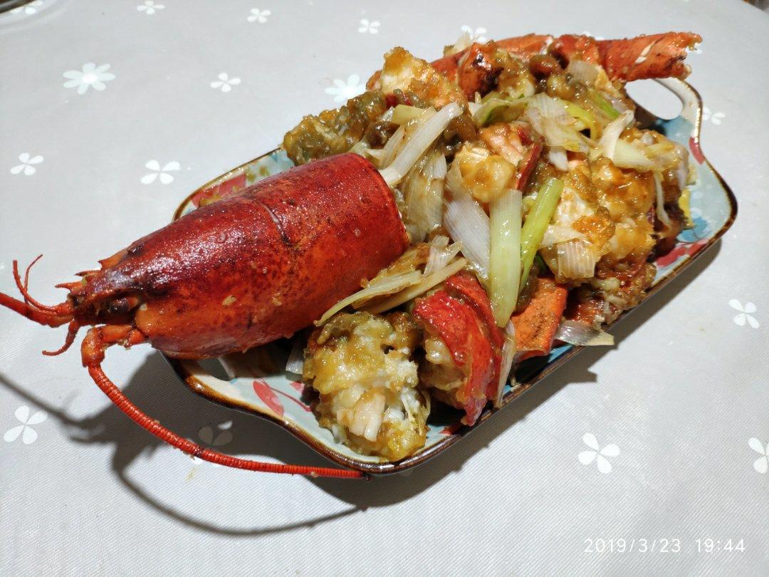葱姜龙虾（附详细的拆解龙虾技巧，附精确地调料用量）
