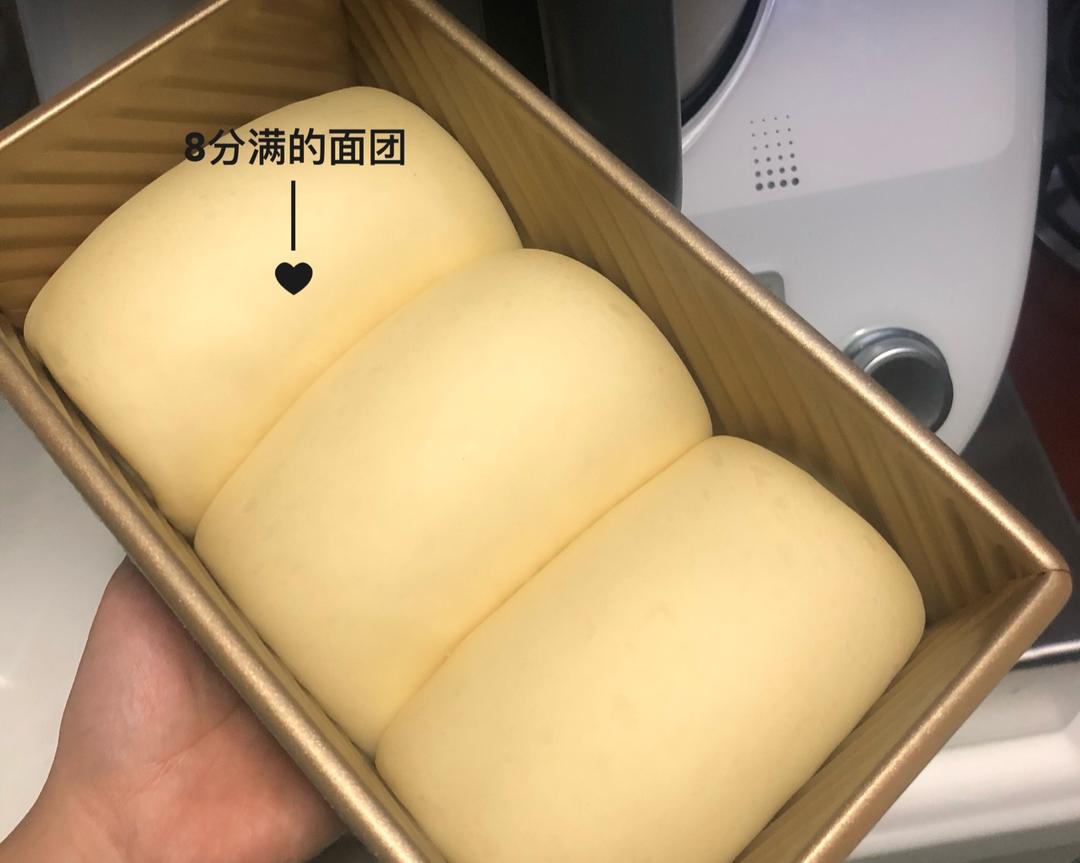 纯奶手撕吐司的做法 步骤1