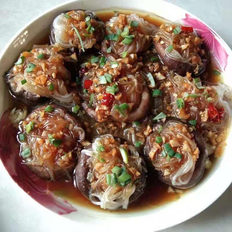 简单好吃的  蒜蓉粉丝蒸香菇