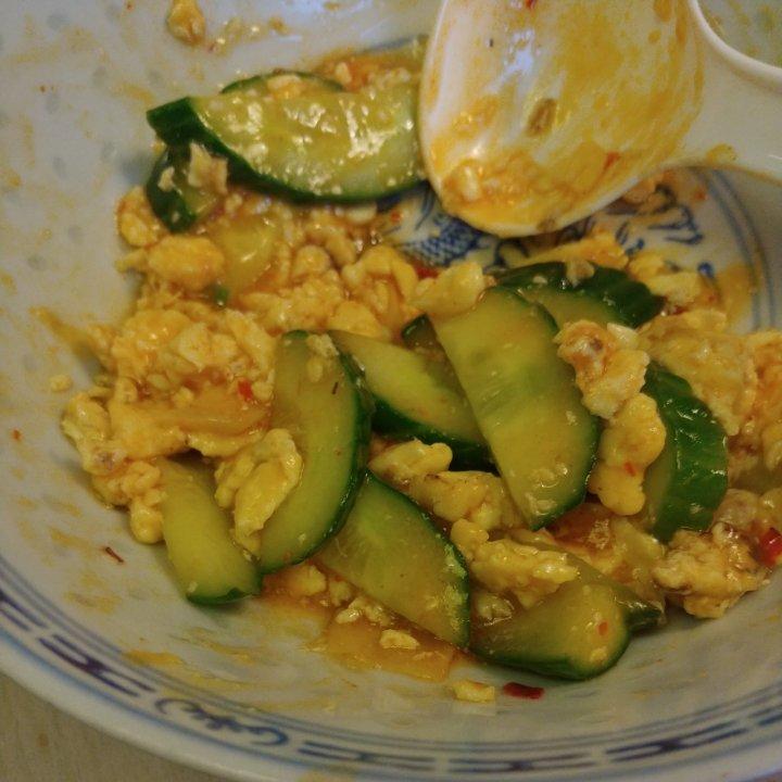 黄瓜炒鸡蛋
