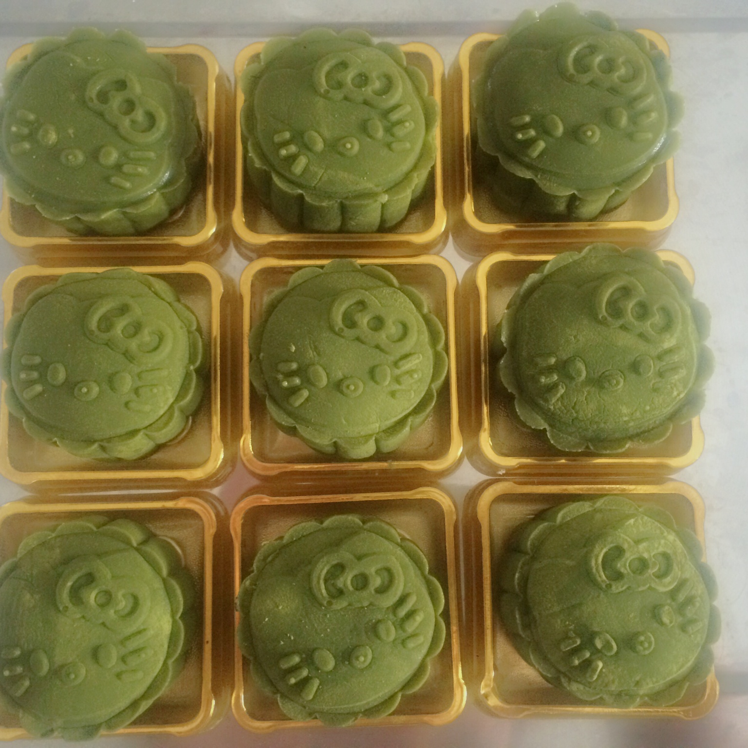 【视】《知味人生》美食视频（8）抹茶红豆沙冰皮月饼