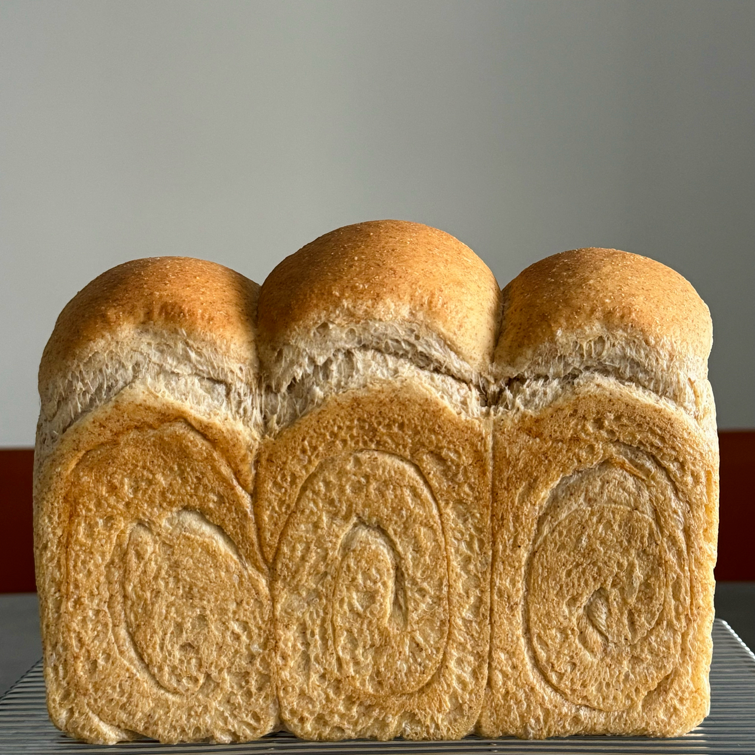 柔软的全麦面包（低糖低油）