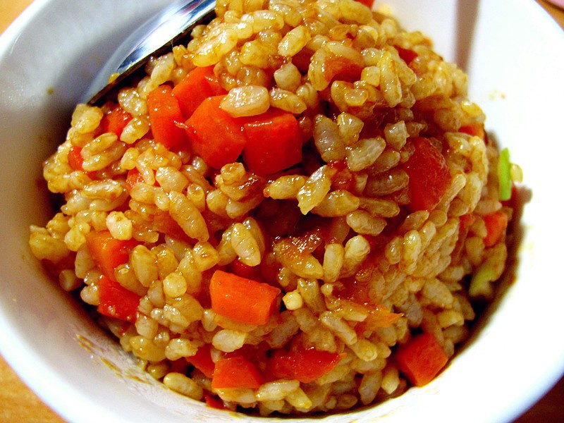 红色系茄汁炒饭