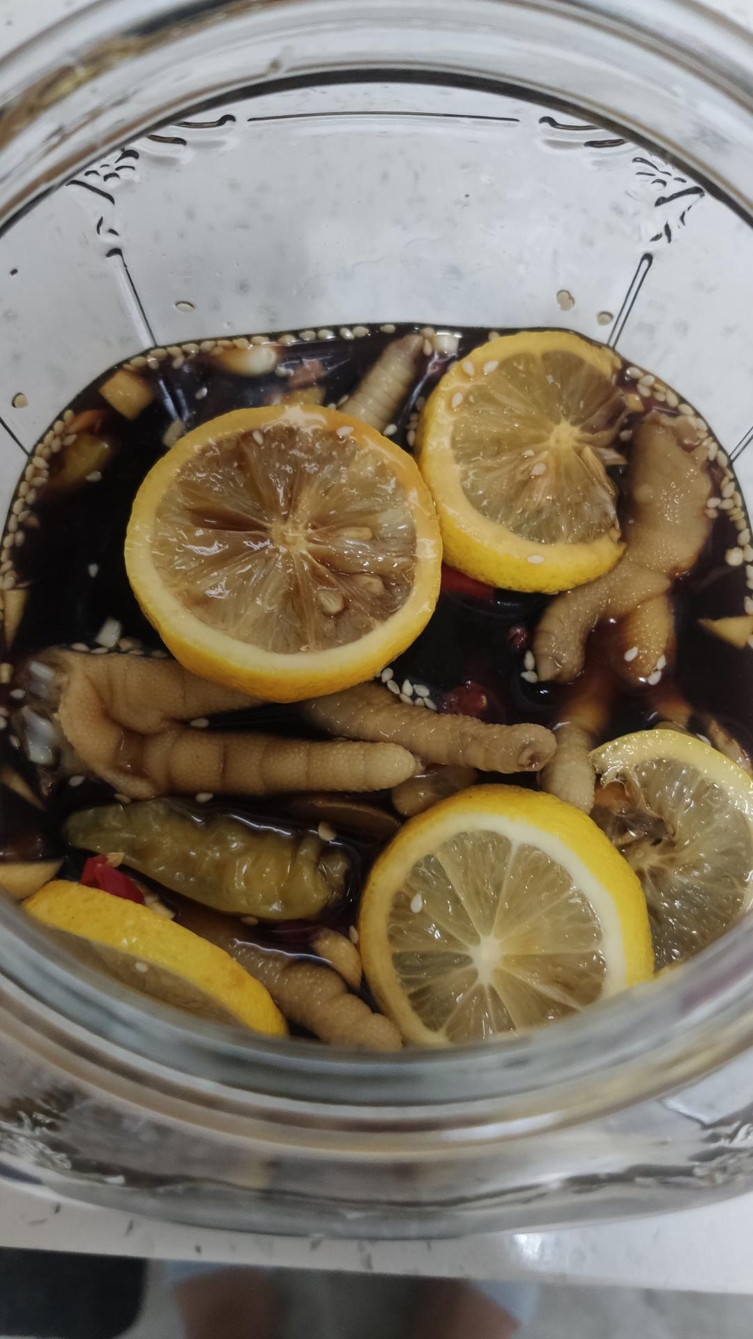 柠檬泡脚鸡爪