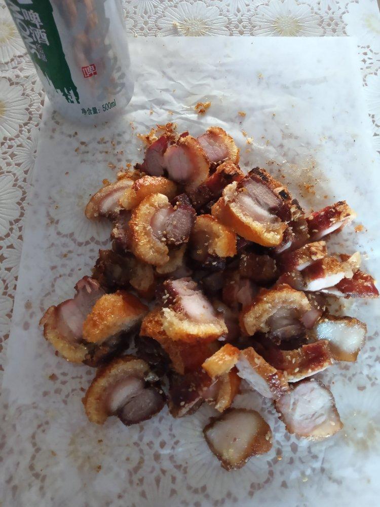 【脆皮五花肉】五花肉这样烧，简直像在吃炸鸡！