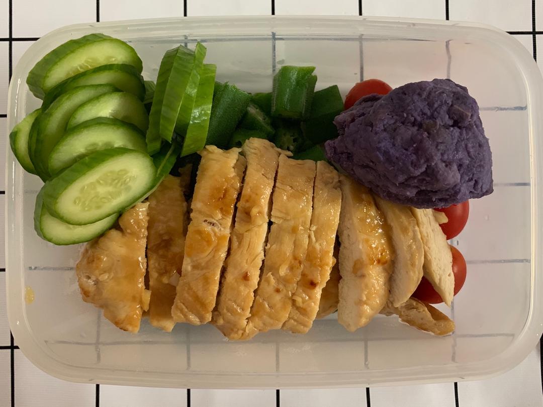 【嫩煎鸡胸肉】