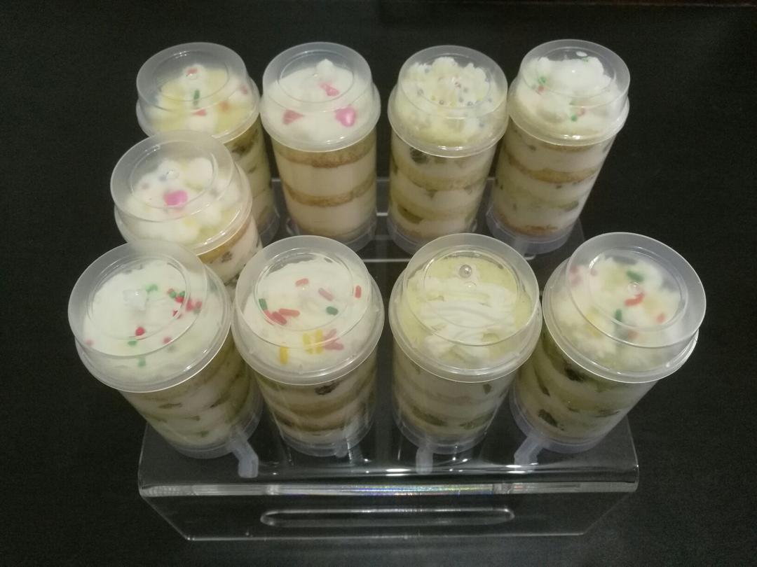 推推乐彩色水果蛋糕