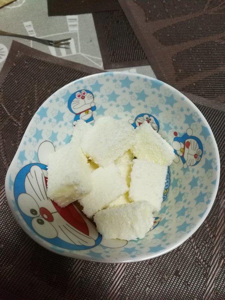 完胜85度C牛奶椰丝小方