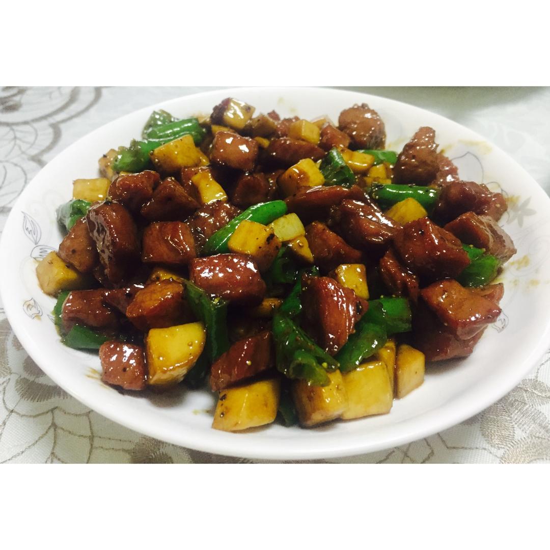 黑椒杏鲍菇牛肉粒