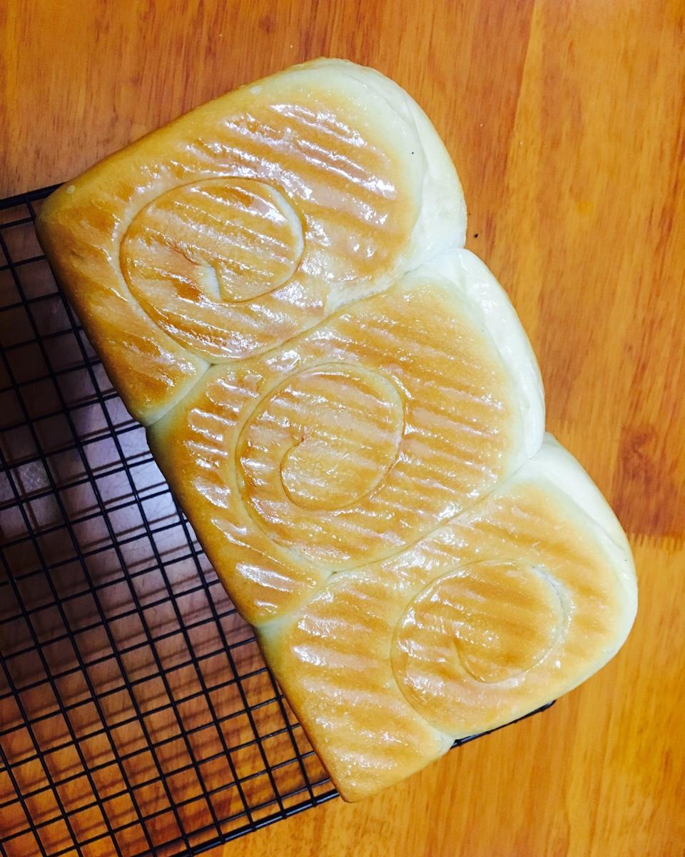 烫种鲜奶吐司
