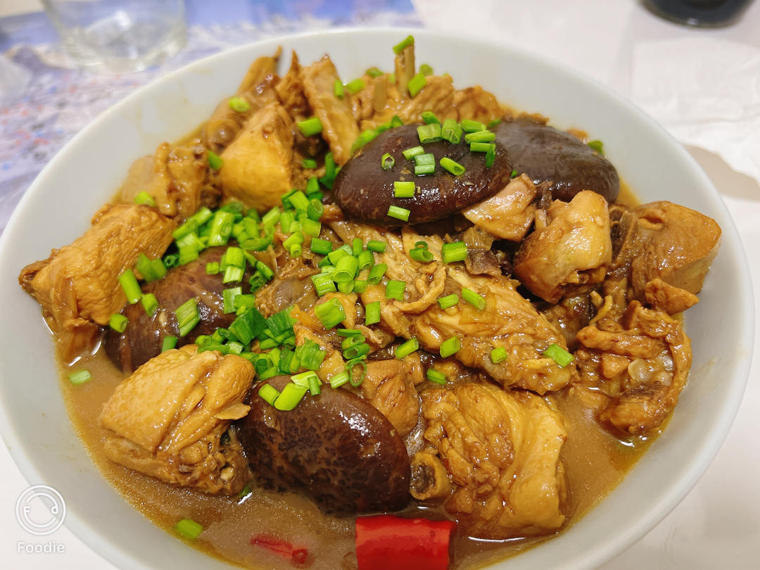 小鸡炖蘑菇
