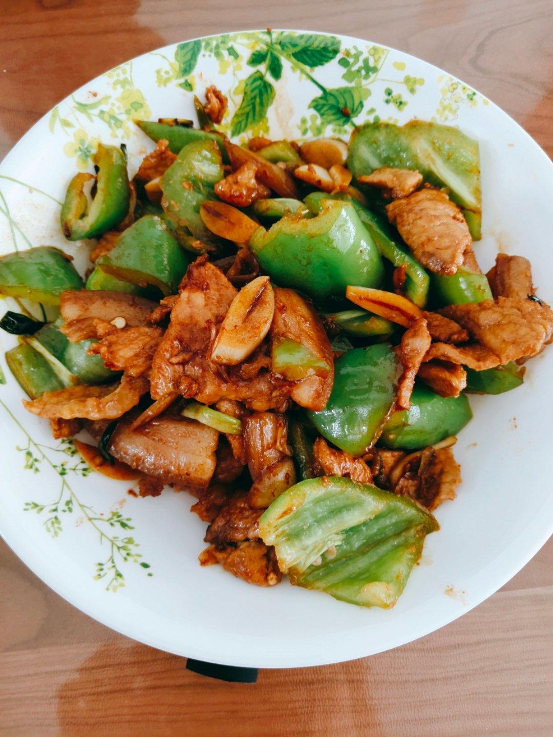 青椒炒肉片