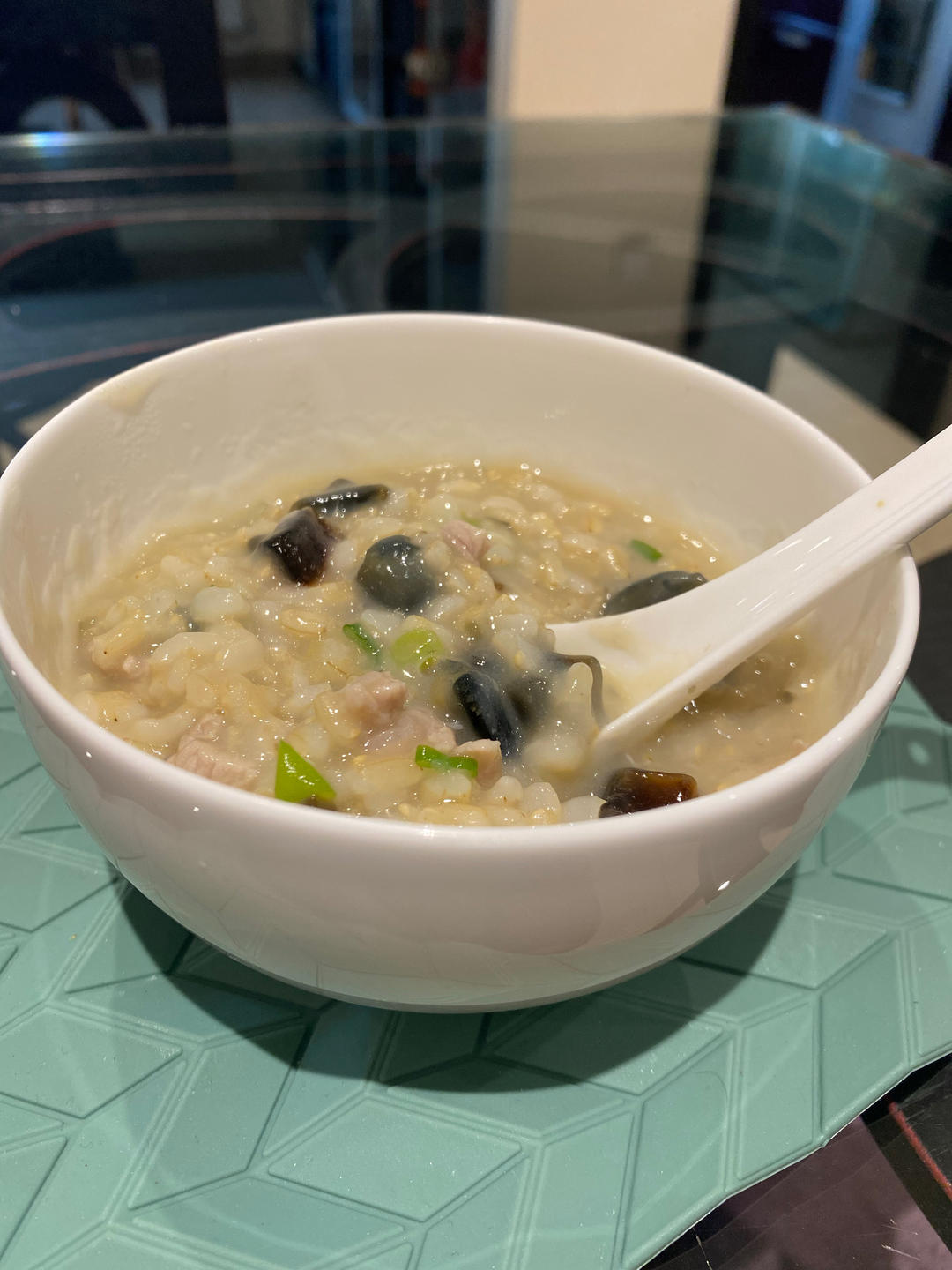 十五分钟快手之香滑皮蛋瘦肉粥(附五分钟电饭煲电压力锅更快捷方法)