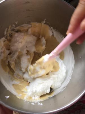 雀巢太妃奶油蛋糕卷的做法 步骤15